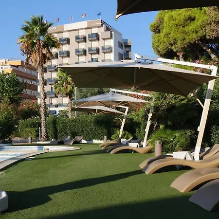호텔 Sporting